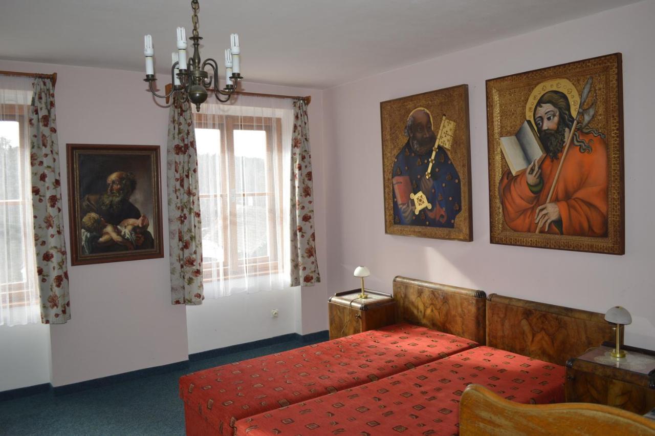 Penzion Medvedi Paseka Nová Bystřice Eksteriør bilde